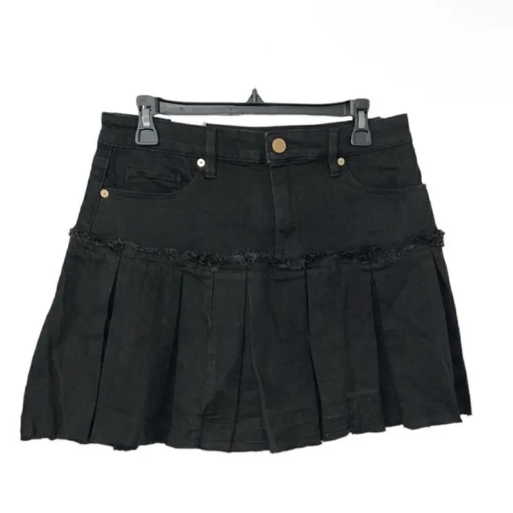 Blank NYC Black Mini Pleated Black Skirt(Size 30)